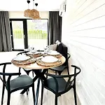 Baltic Atelier Nad Morzem Z Sauna Jaktstuga *