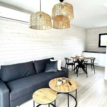 Baltic Atelier Nad Morzem Z Sauna Alojamento de Turismo Selvagem *