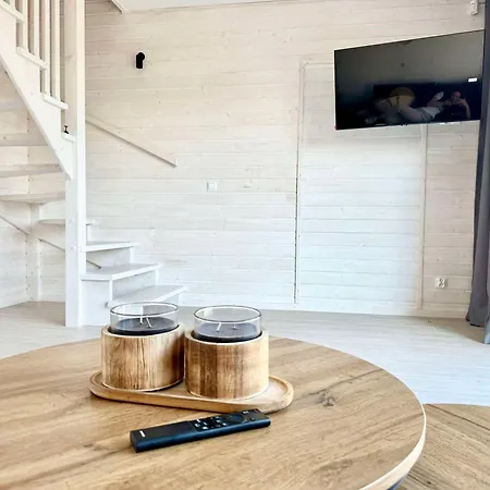 Деревянный коттедж Baltic Atelier Nad Morzem Z Sauna *